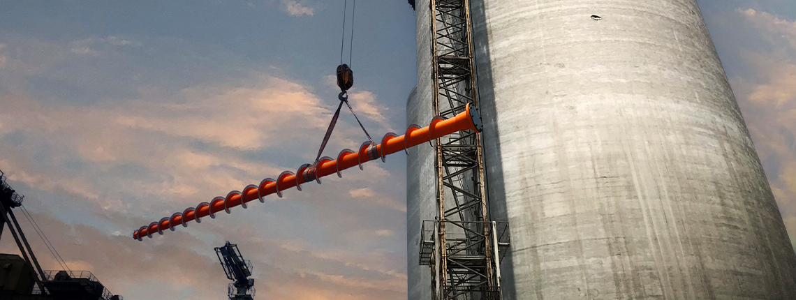 Laidig reclaimer inside steel silo